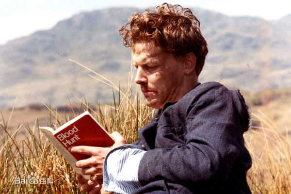 伊恩·格伦/伊恩·格雷(Iain Glen)刚步入演艺圈时的伊恩壁纸壁纸