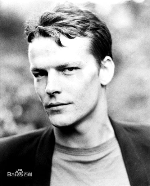 伊恩·格伦/伊恩·格雷(Iain Glen)伊恩的早年演艺生涯性感图片图集