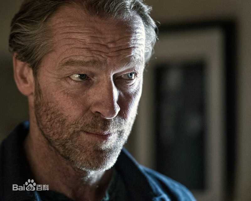 伊恩·格伦/伊恩·格雷(Iain Glen)伊恩饰演的杰克泰勒前后照片