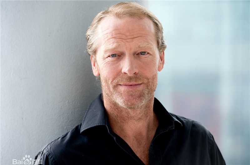 伊恩·格伦/伊恩·格雷(Iain Glen)前后照片