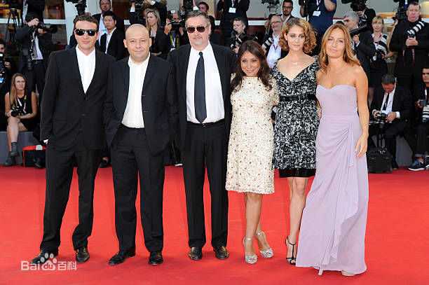 阿玛特·伊斯卡拉特(Amat Escalante)出席威尼斯国际电影节图册