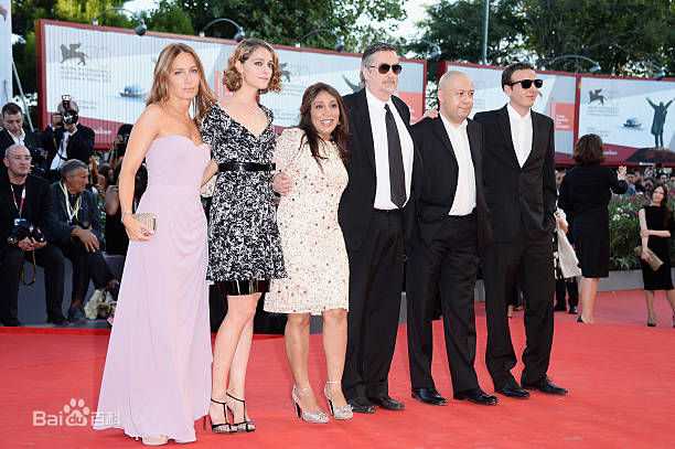 阿玛特·伊斯卡拉特(Amat Escalante)出席威尼斯国际电影节图册