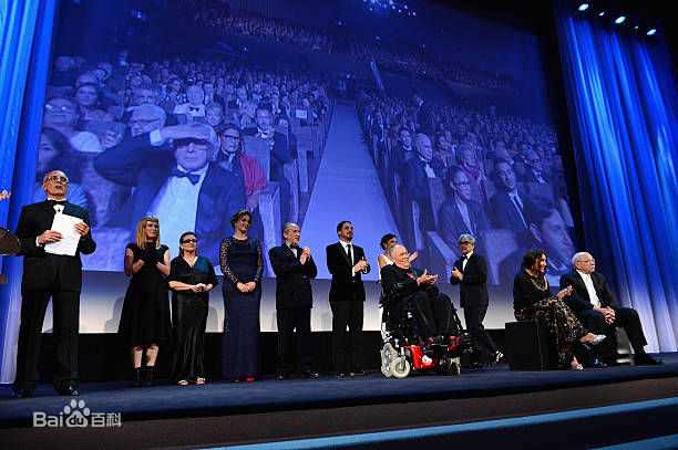 阿玛特·伊斯卡拉特(Amat Escalante)出席威尼斯国际电影节图册