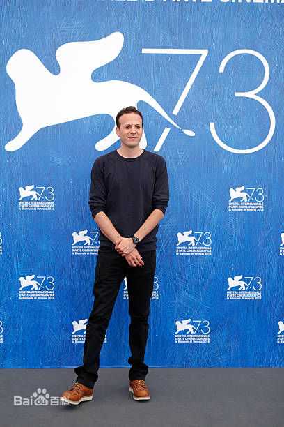 阿玛特·伊斯卡拉特(Amat Escalante)出席威尼斯国际电影节图册