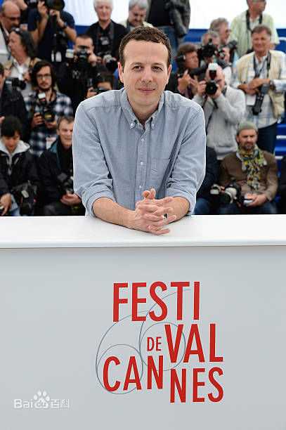 阿玛特·伊斯卡拉特(Amat Escalante)出席戛纳国际电影节性感图片壁纸