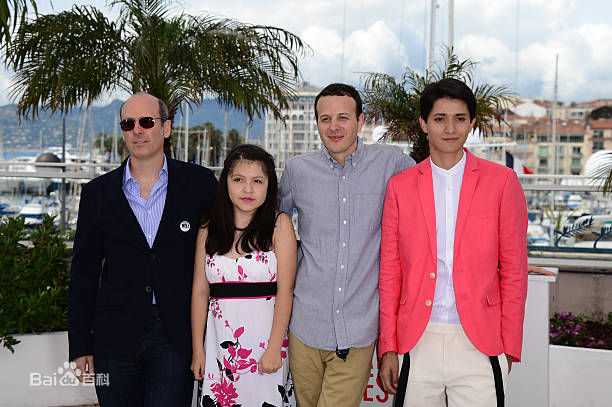 阿玛特·伊斯卡拉特(Amat Escalante)出席戛纳国际电影节性感图片壁纸