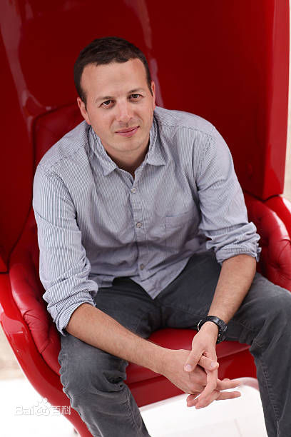 阿玛特·伊斯卡拉特(Amat Escalante)出席戛纳国际电影节性感图片壁纸