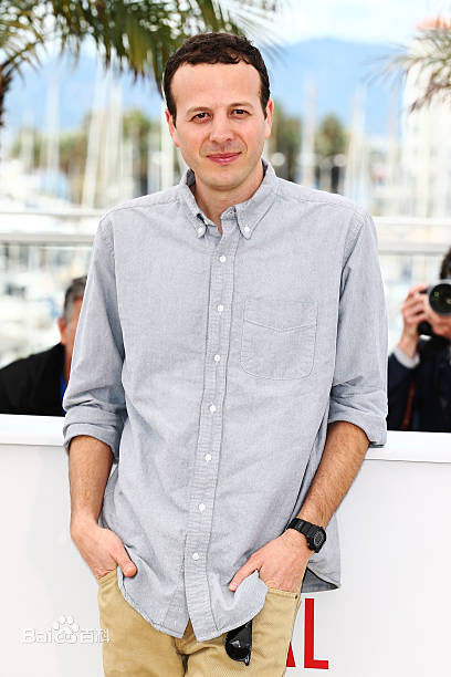 阿玛特·伊斯卡拉特(Amat Escalante)出席戛纳国际电影节性感图片壁纸