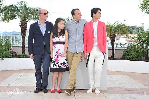 阿玛特·伊斯卡拉特(Amat Escalante)出席戛纳国际电影节（2）生活照相册