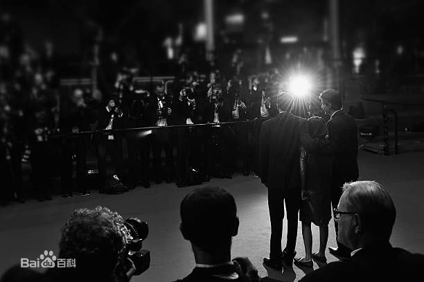 阿玛特·伊斯卡拉特(Amat Escalante)出席戛纳国际电影节（2）生活照相册