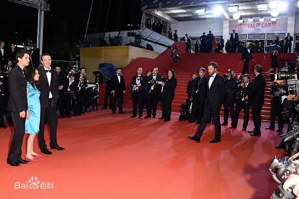 阿玛特·伊斯卡拉特(Amat Escalante)出席戛纳国际电影节（2）生活照相册