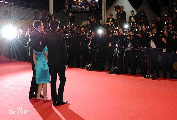 阿玛特·伊斯卡拉特(Amat Escalante)出席戛纳国际电影节（2）生活照相册