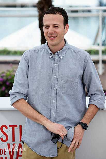 阿玛特·伊斯卡拉特(Amat Escalante)个人照