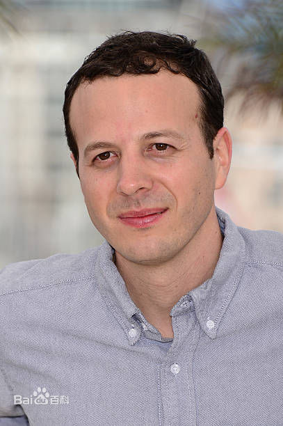 阿玛特·伊斯卡拉特(Amat Escalante)个人照