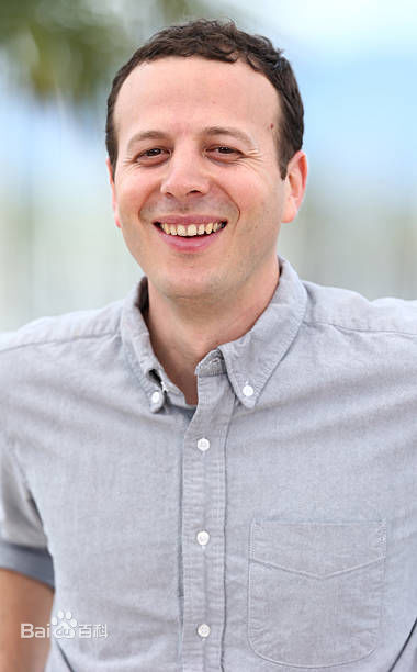 阿玛特·伊斯卡拉特(Amat Escalante)个人照