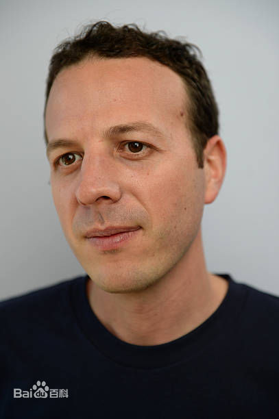 阿玛特·伊斯卡拉特(Amat Escalante)个人照