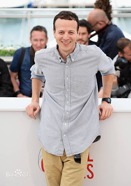 阿玛特·伊斯卡拉特(Amat Escalante)个人照