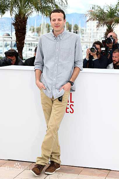 阿玛特·伊斯卡拉特(Amat Escalante)个人照