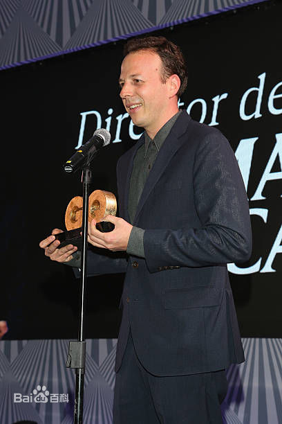 阿玛特·伊斯卡拉特(Amat Escalante)个人其他获奖照壁纸壁纸