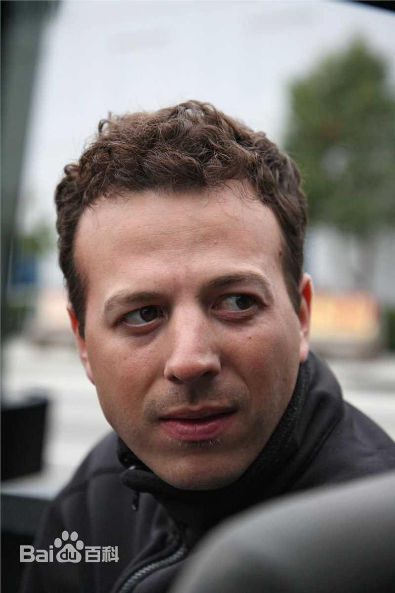 阿玛特·伊斯卡拉特(Amat Escalante)个人生活照图册