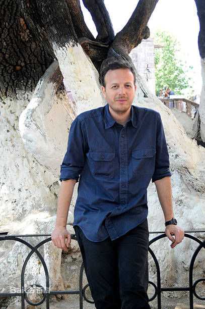 阿玛特·伊斯卡拉特(Amat Escalante)个人生活照图册