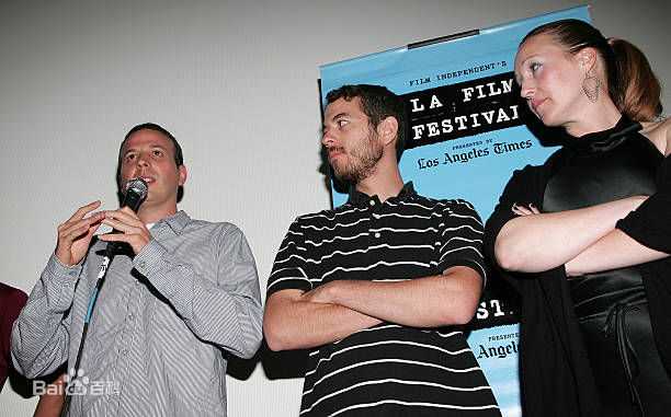 阿玛特·伊斯卡拉特(Amat Escalante)个人出席活动照前后照片