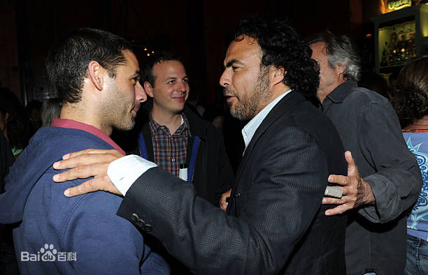 阿玛特·伊斯卡拉特(Amat Escalante)个人出席活动照前后照片