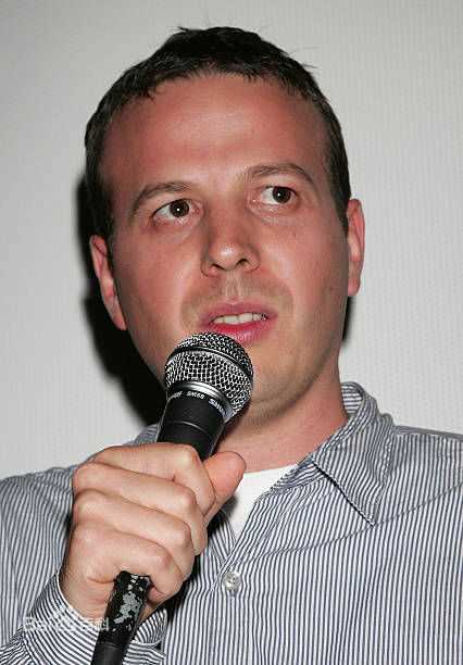 阿玛特·伊斯卡拉特(Amat Escalante)个人出席活动照前后照片