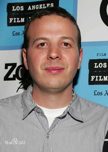 阿玛特·伊斯卡拉特(Amat Escalante)个人出席活动照前后照片