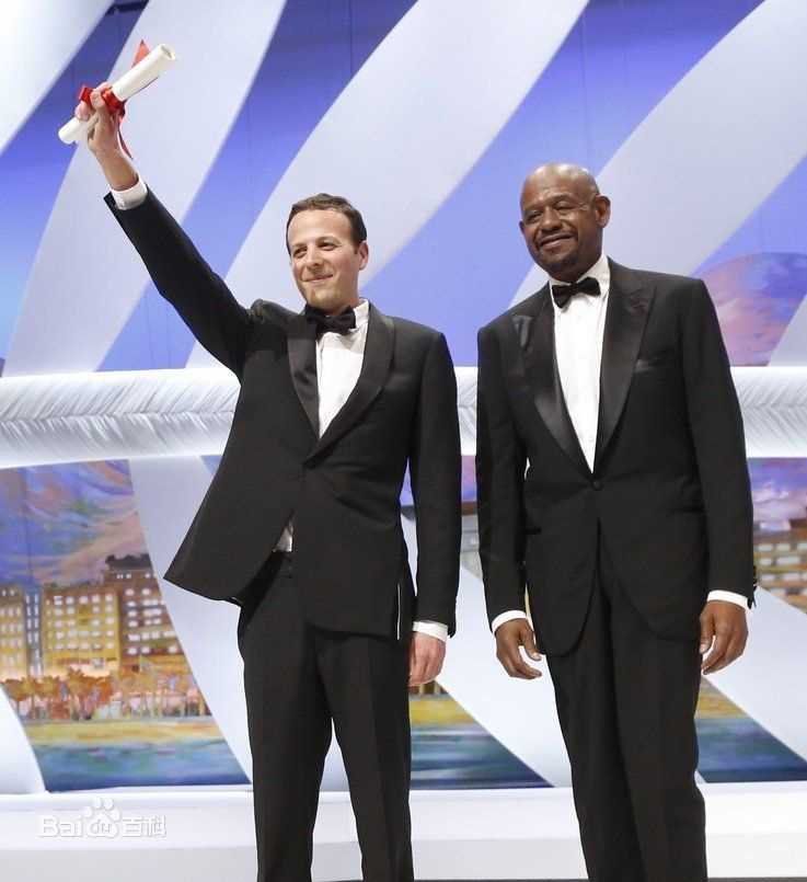 阿玛特·伊斯卡拉特(Amat Escalante)在戛纳国际电影节获奖照图册