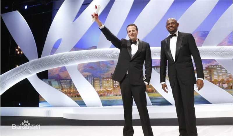 阿玛特·伊斯卡拉特(Amat Escalante)在戛纳国际电影节获奖照图册