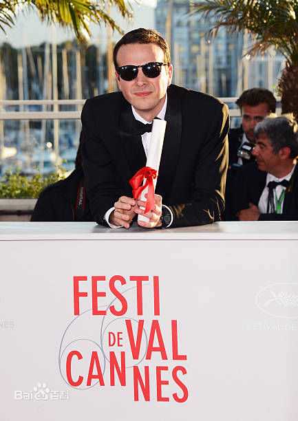 阿玛特·伊斯卡拉特(Amat Escalante)在戛纳国际电影节获奖照图册