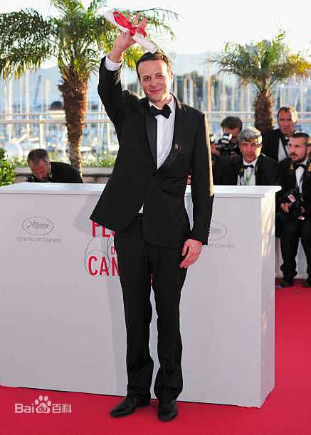 阿玛特·伊斯卡拉特(Amat Escalante)在戛纳国际电影节获奖照图册