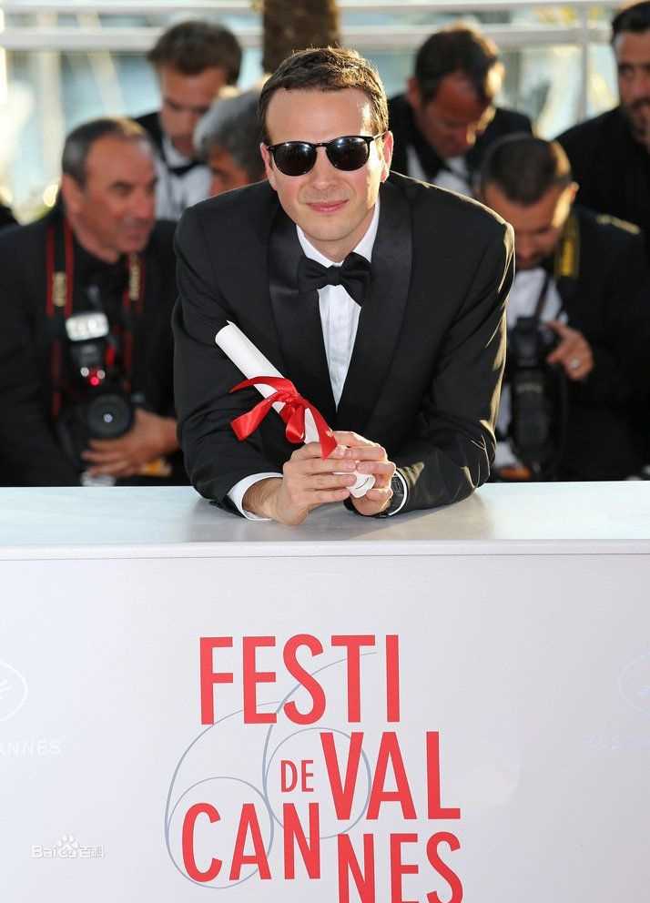 阿玛特·伊斯卡拉特(Amat Escalante)在戛纳国际电影节获奖照图册