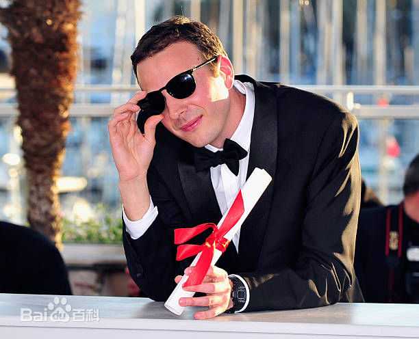 阿玛特·伊斯卡拉特(Amat Escalante)在戛纳国际电影节获奖照图册