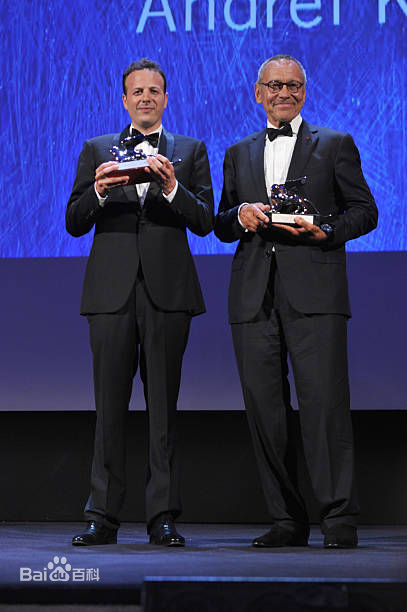 阿玛特·伊斯卡拉特(Amat Escalante)在威尼斯国际电影节获奖照壁纸壁纸