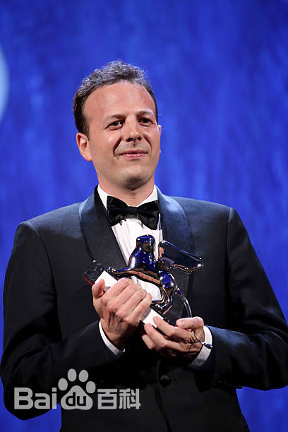 阿玛特·伊斯卡拉特(Amat Escalante)在威尼斯国际电影节获奖照壁纸壁纸