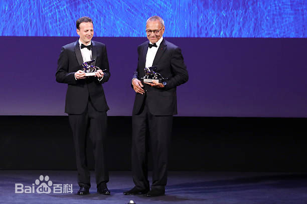 阿玛特·伊斯卡拉特(Amat Escalante)在威尼斯国际电影节获奖照壁纸壁纸