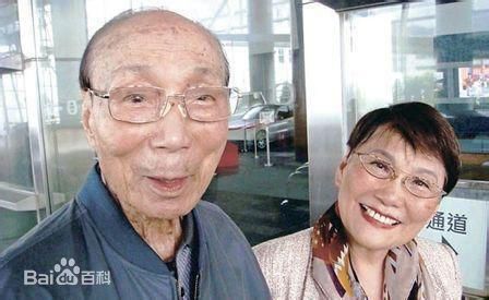 邵逸夫(Run Run)与家人图片图集