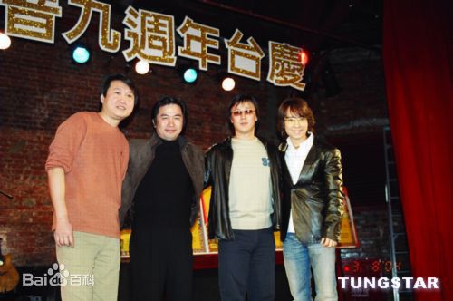 裘海正参加活动图片图集