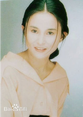 高清裘海正图片