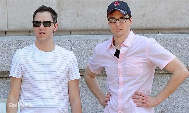 吉姆·帕森斯(Jim Parsons/James Joseph Parsons)吉姆 帕森斯与男友图片图册