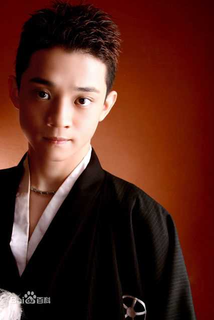 吴勇滨艺术照（二）素颜照壁纸