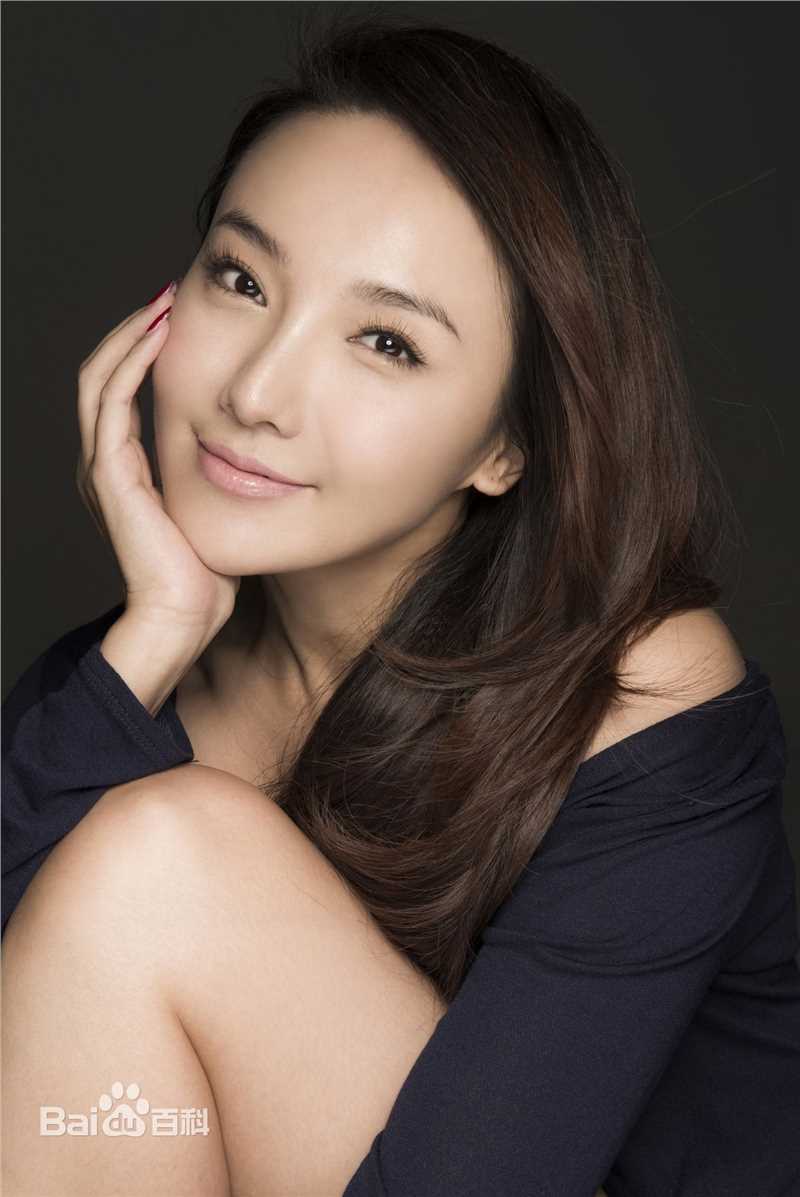 杜薇(Sabrina)概述图册素颜照壁纸