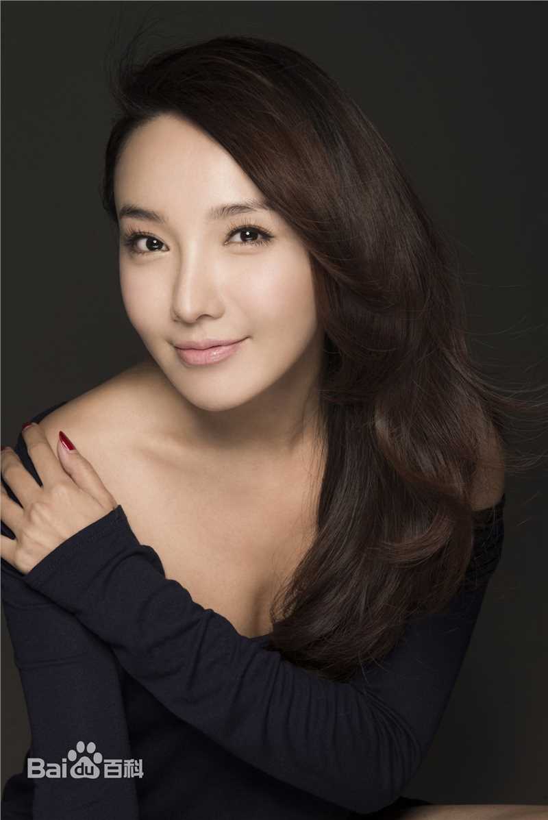 杜薇(Sabrina)概述图册素颜照壁纸