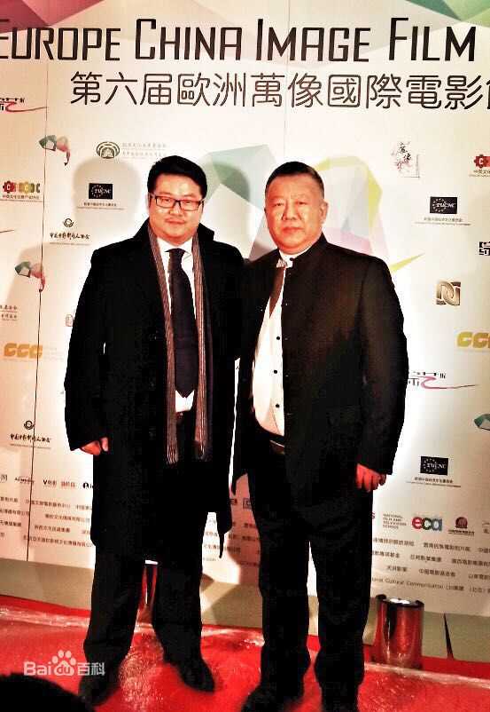 高峰（梓耕）导演作品性感图片图集