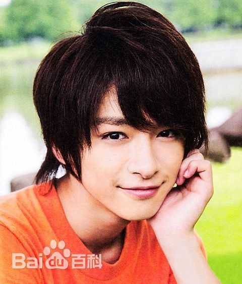 最新知念侑李(ちねん ゆうり / Chinen Yūri)性感图片