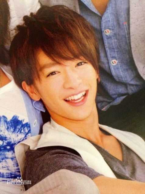 最新知念侑李(ちねん ゆうり / Chinen Yūri)性感图片