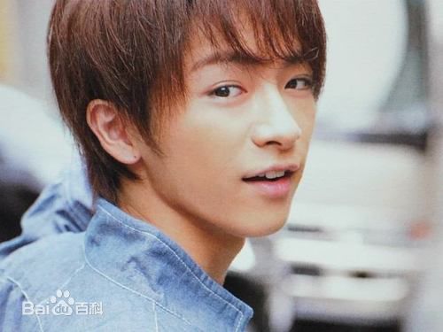 最新知念侑李(ちねん ゆうり / Chinen Yūri)性感图片