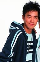 最新米多比子驹(Cyrus Chow)性感图片